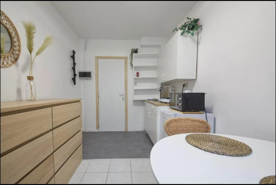 Apartment Ferienwohnung Bruxelles Nid Douillet Et Chaleureux